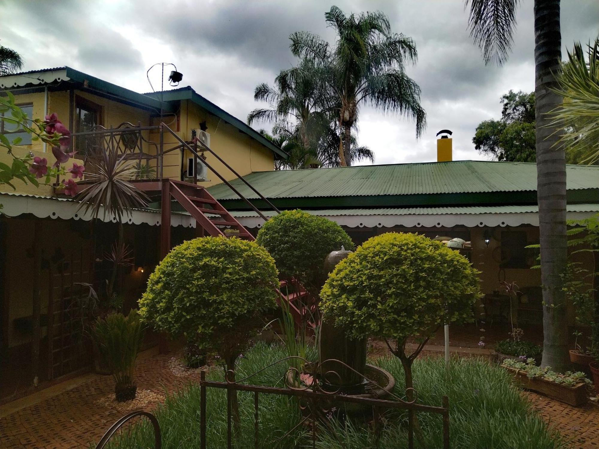 Africas Eden Guesthouse Mookgophong Exteriér fotografie